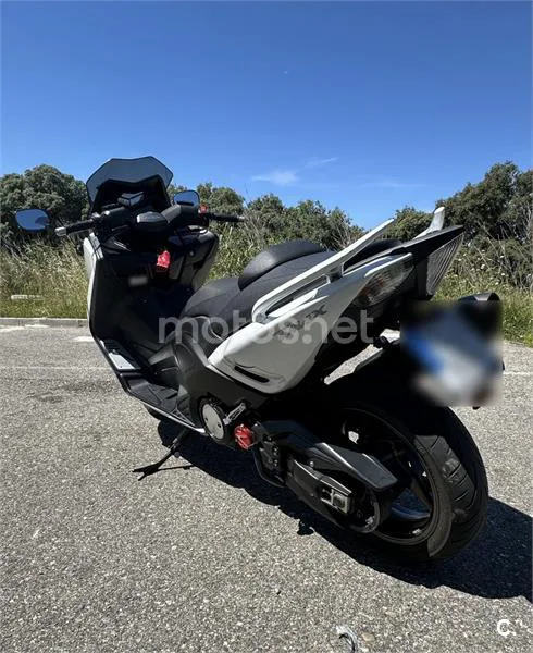 Yamaha TMAX 530 – Vista 4