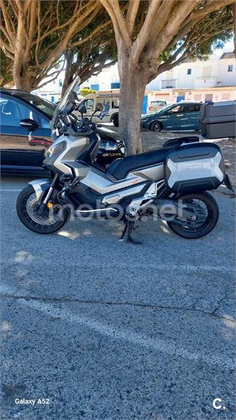 Honda X-ADV – Vista 3
