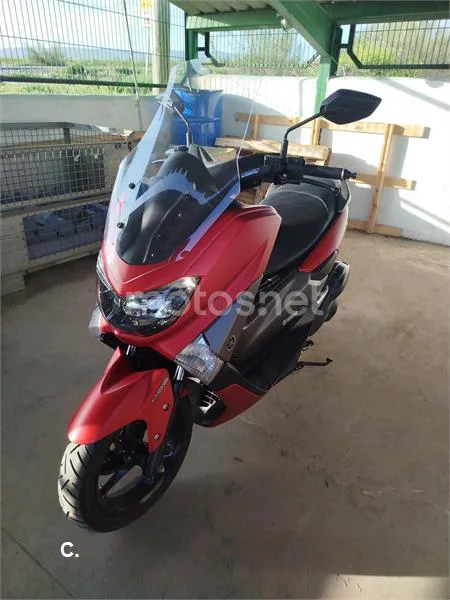 Yamaha NMAX – Vista 2