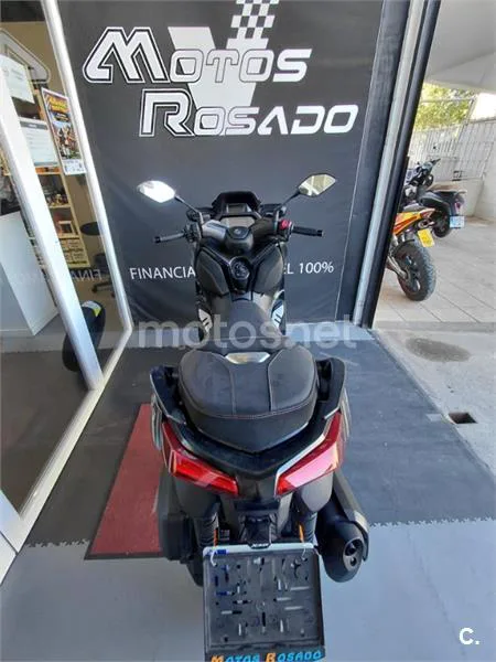 Yamaha XMAX 300 – Vista 5