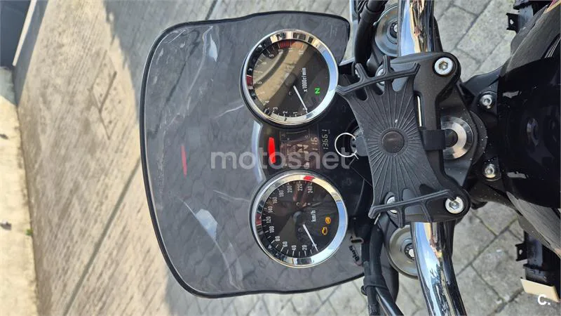 Kawasaki Z900RS – Vista 7