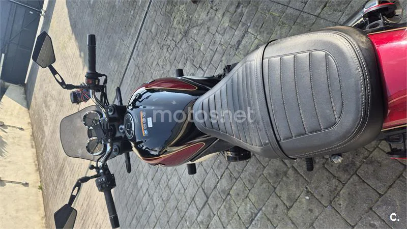 Kawasaki Z900RS – Vista 8