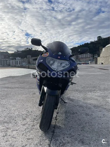 Suzuki GSX R600 – Vista 2
