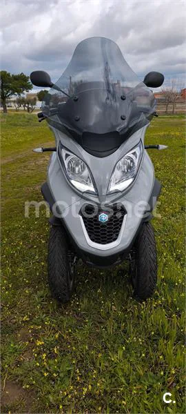 Piaggio MP3 – Vista 3