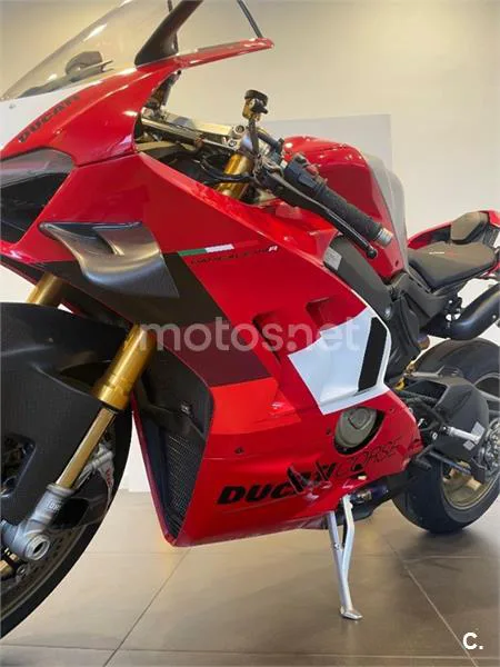 Ducati Panigale V4 – Vista 3