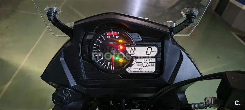 Suzuki V-Strom 650 XT – Vista 7
