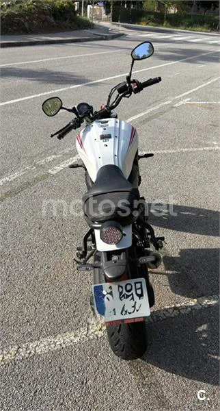 Yamaha XSR 700 – Vista 5