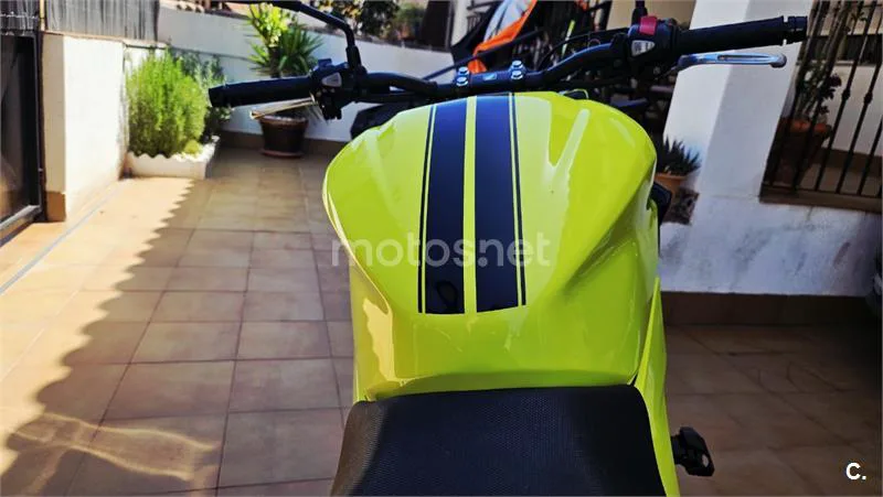 Honda CB 500 F – Vista 12