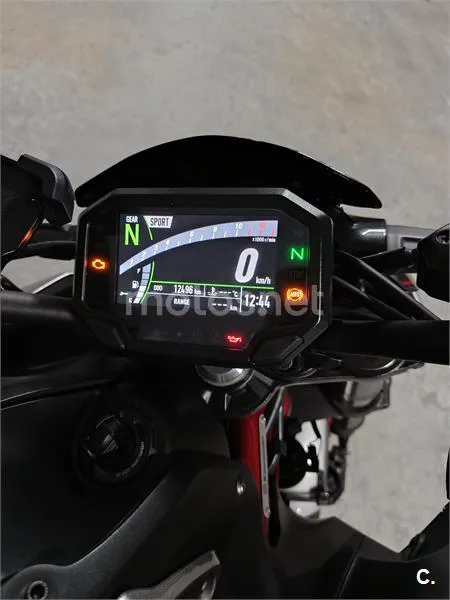 Kawasaki Z 900 – Vista 7