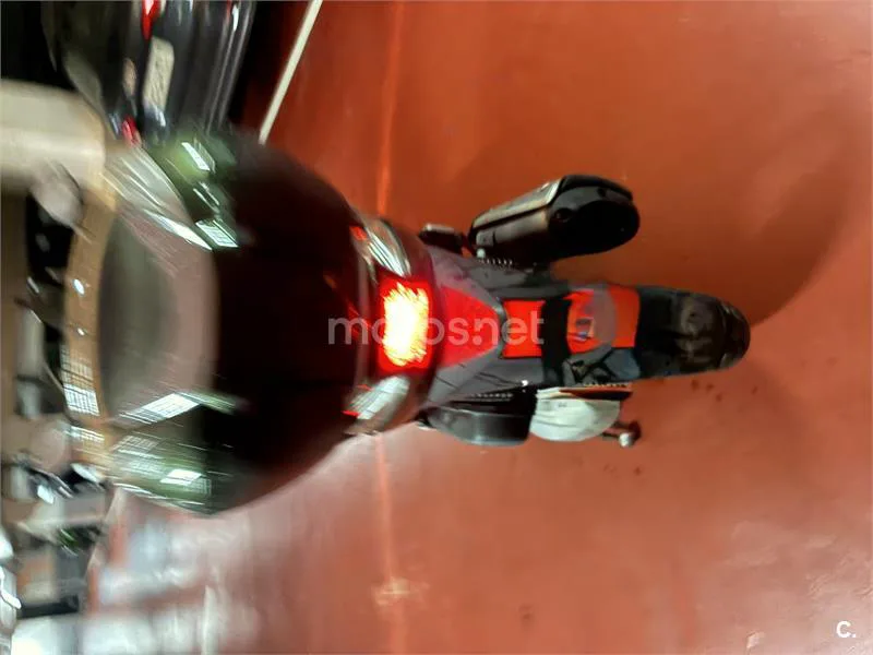 Honda SH300i – Vista 8