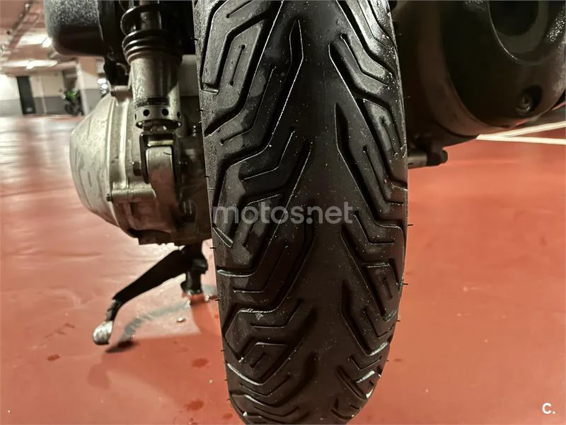 Honda SH300i – Vista 9