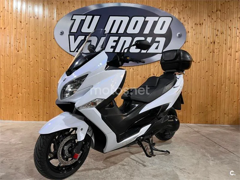 Suzuki Burgman 400 – Vista 3