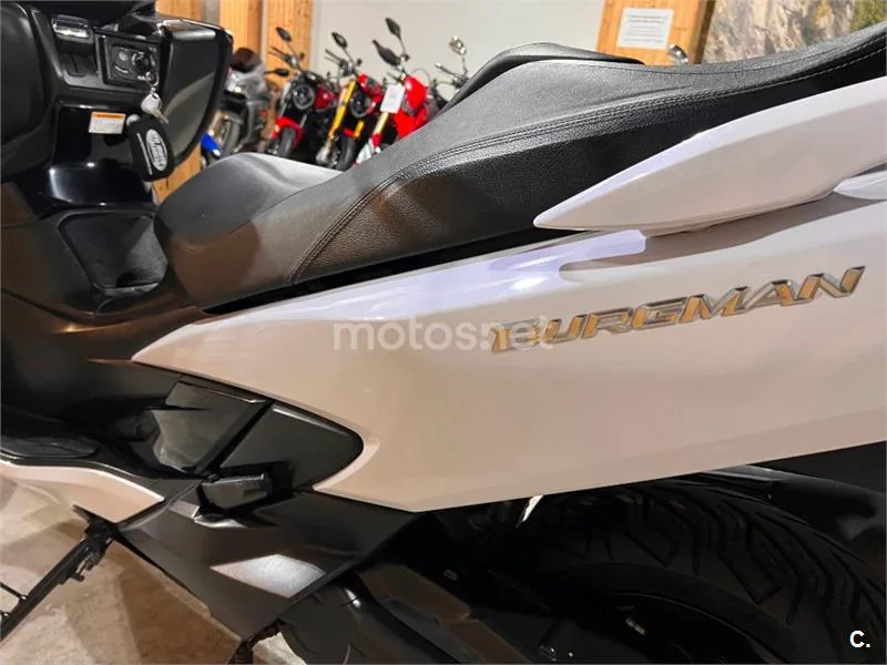 Suzuki Burgman 400 – Vista 58