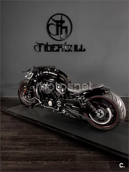 Harley-Davidson Street Rod – Vista 8