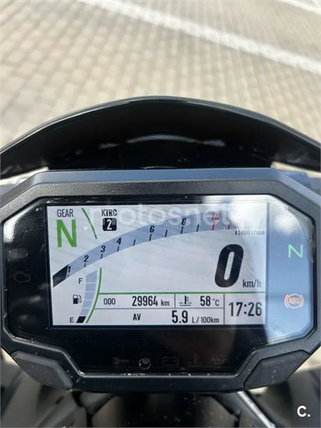 Kawasaki Z 900 – Vista 7