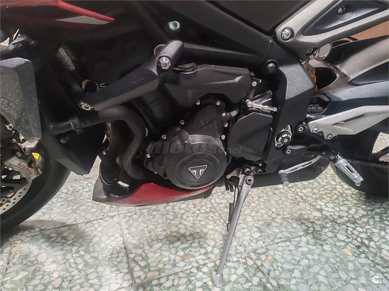 Triumph Street Triple 765 – Vista 10
