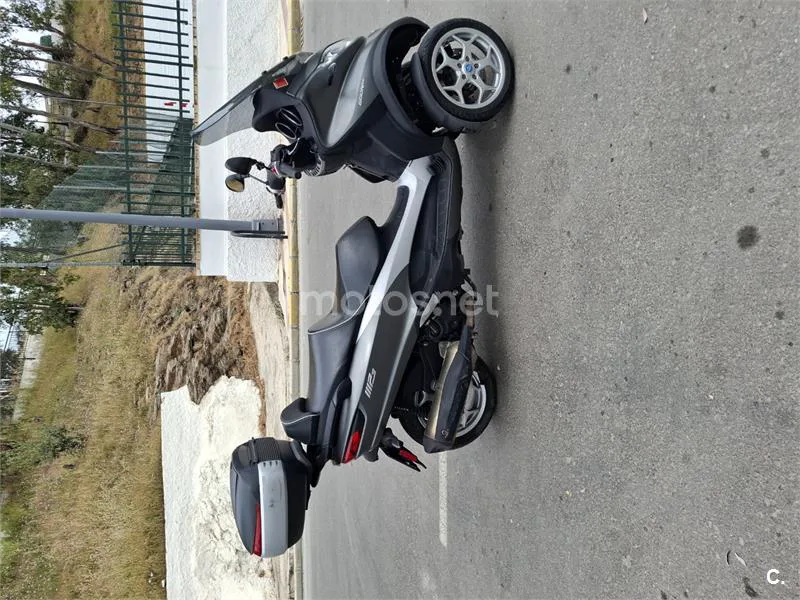 Piaggio MP3 – Vista 2