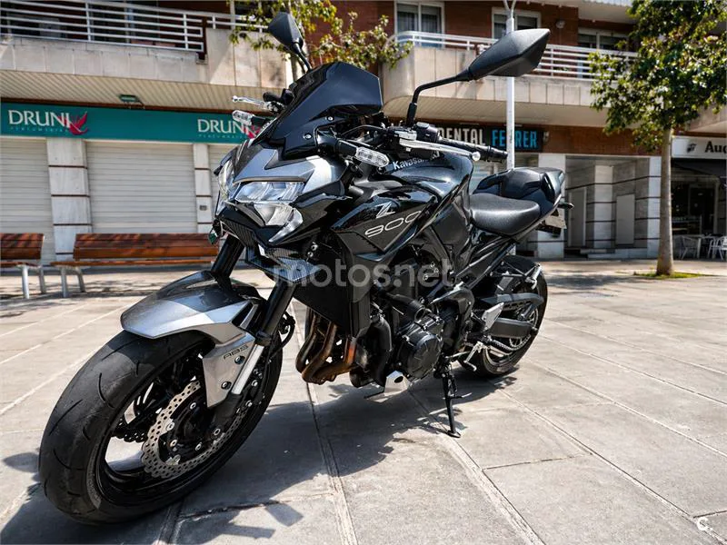 Kawasaki Z 900 – Vista 2