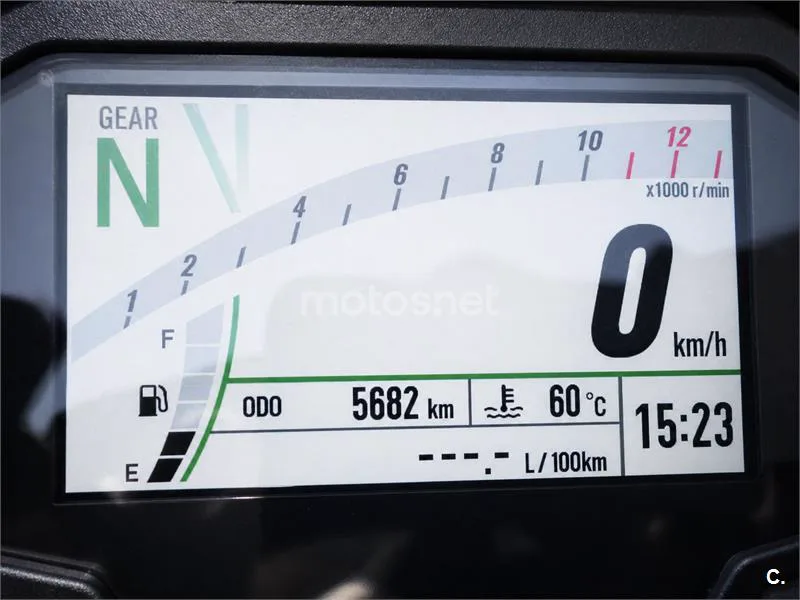 Kawasaki Z 900 – Vista 6