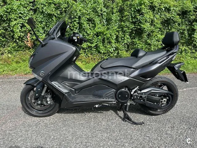 Yamaha TMAX 530 – Vista 4