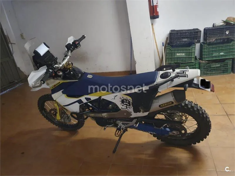 Husqvarna 701 Enduro – Vista 2