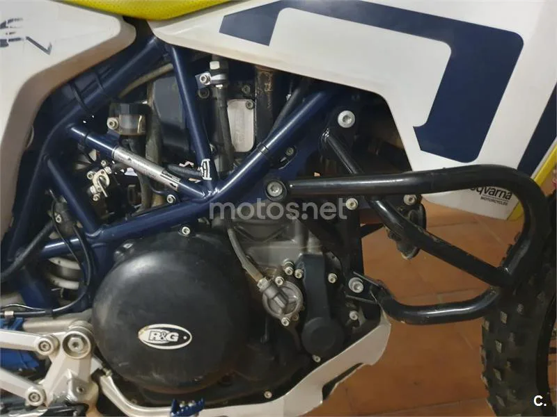Husqvarna 701 Enduro – Vista 8