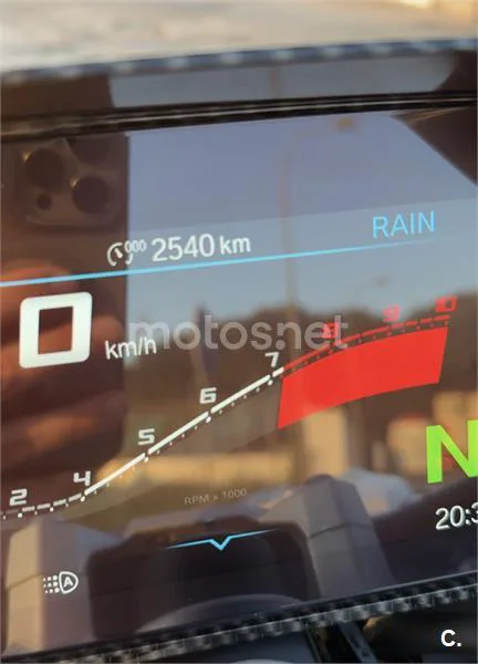 BMW F 900 R – Vista 9