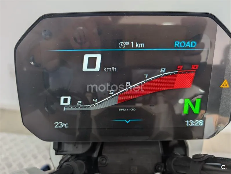 BMW R 1300 R – Vista 6