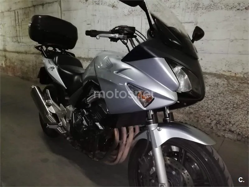 Honda CBF 600S – Vista 3
