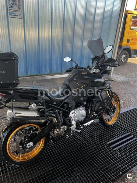 Voge 900 DSX – Vista 2