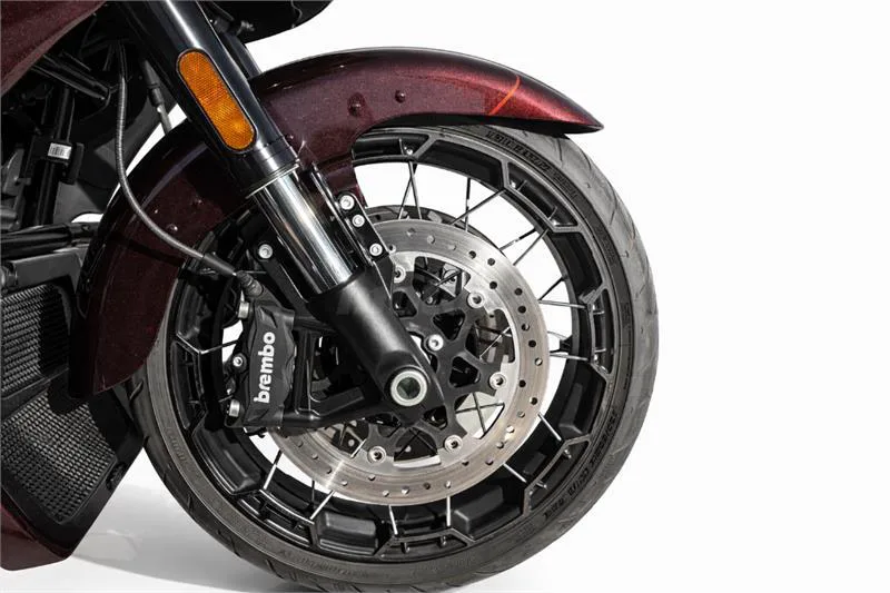 Harley-Davidson CVO Road Glide – Vista 6