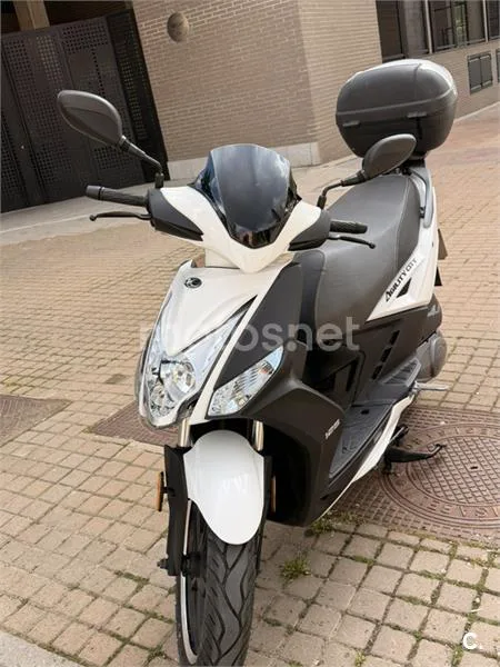 Kymco Agility City 125 – Vista 3
