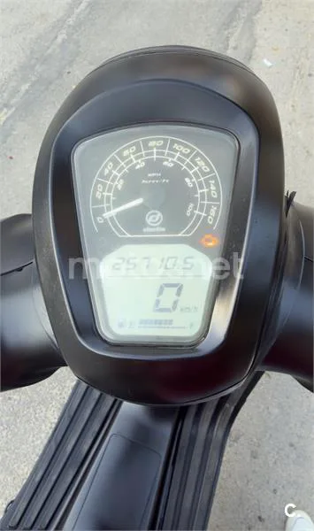 Daelim Besbi 125 – Vista 3