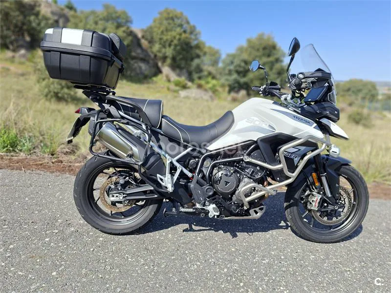 Triumph Tiger 900 – Vista 2