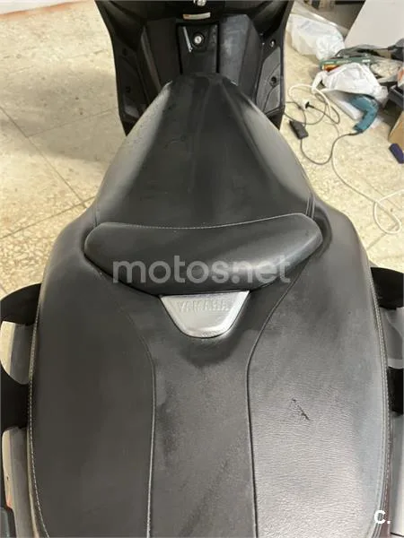 Yamaha XMAX 400 – Vista 4