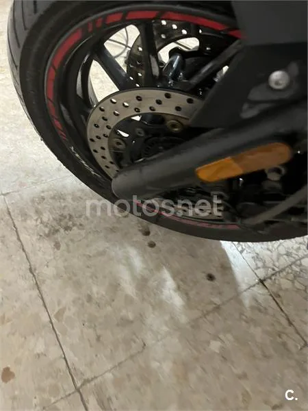 Yamaha XMAX 400 – Vista 7