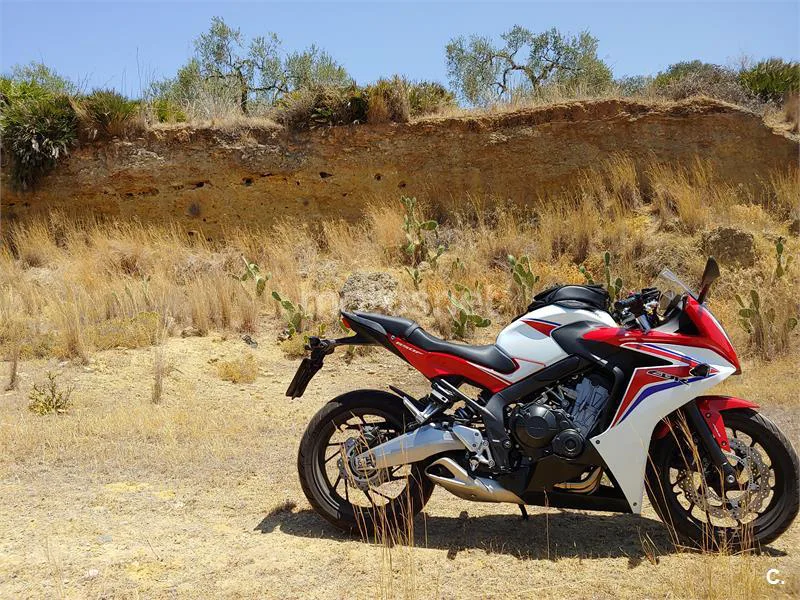 Honda CBR 650F – Vista 21