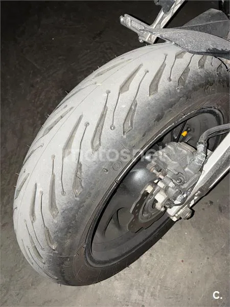 Honda CBR 650F – Vista 26