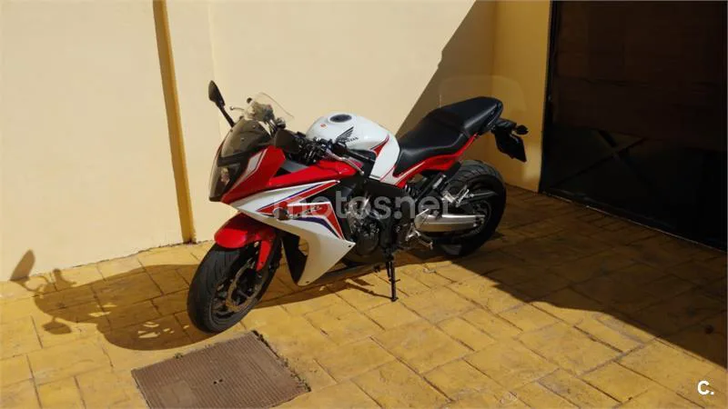 Honda CBR 650F – Vista 28