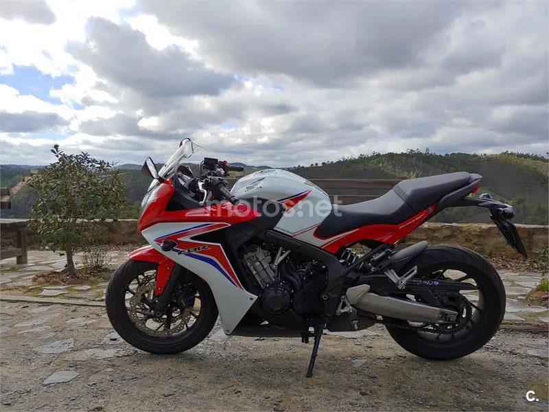 Honda CBR 650F – Vista 4