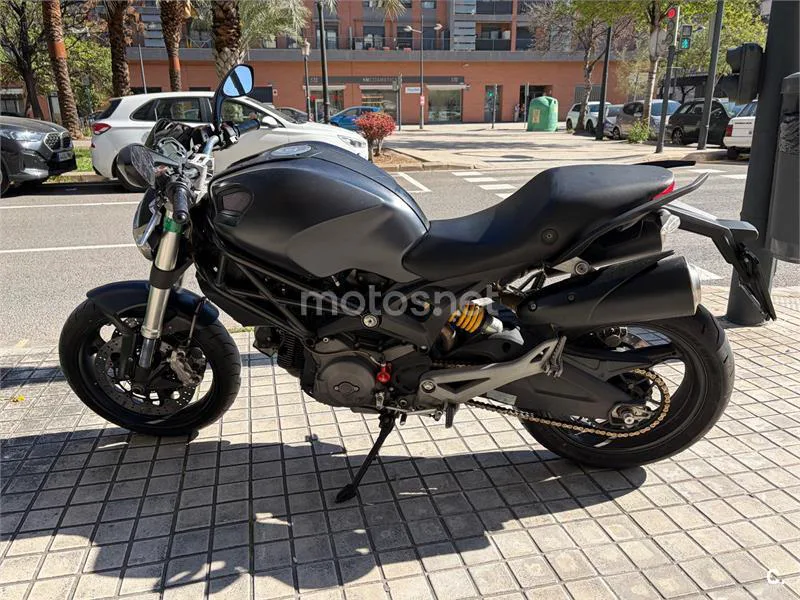 Ducati Monster 696 – Vista 11