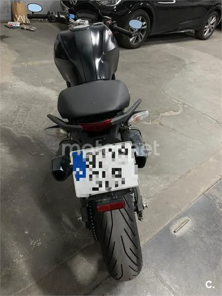 Ducati Monster 696 – Vista 5