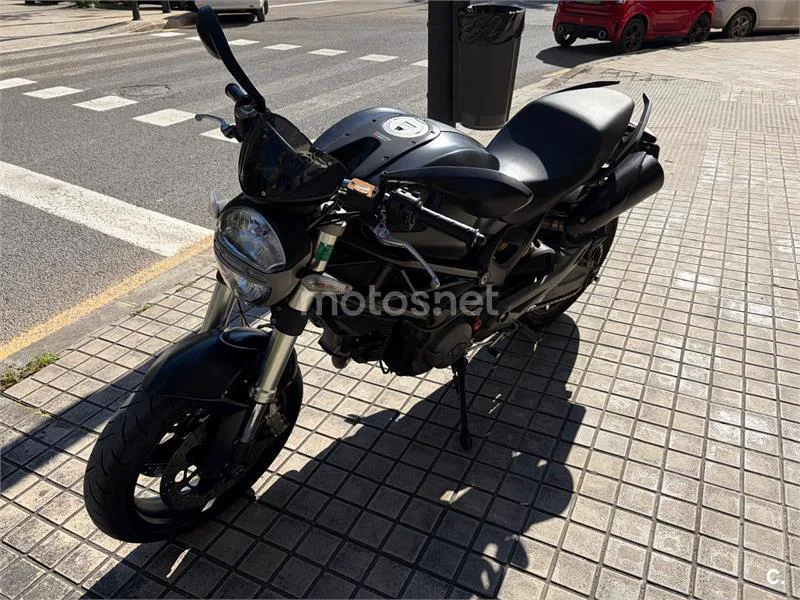 Ducati Monster 696 – Vista 8