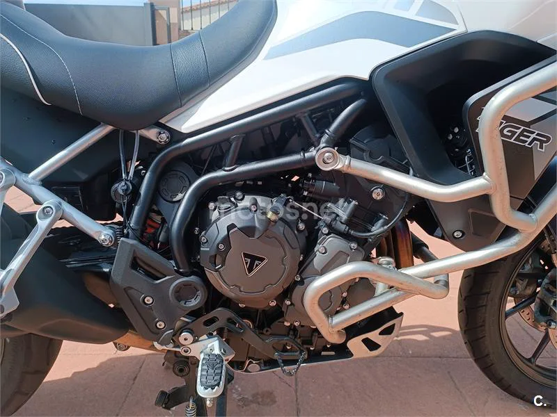 Triumph Tiger 900 – Vista 12