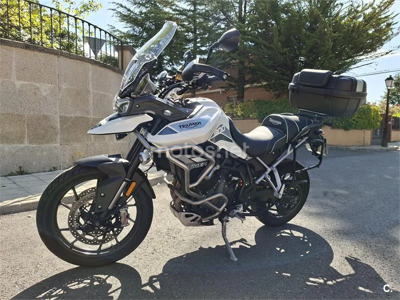 Triumph Tiger 900 – Vista 7
