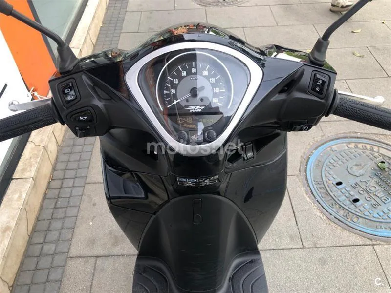 Honda SH 125i – Vista 11
