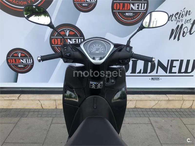 Honda SH 125i – Vista 12