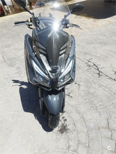 Kymco X-Town CT 125 – Vista 2