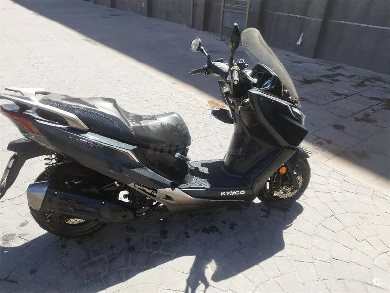 Kymco X-Town CT 125 – Vista 3