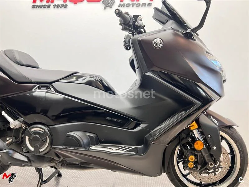 Yamaha TMAX – Vista 3